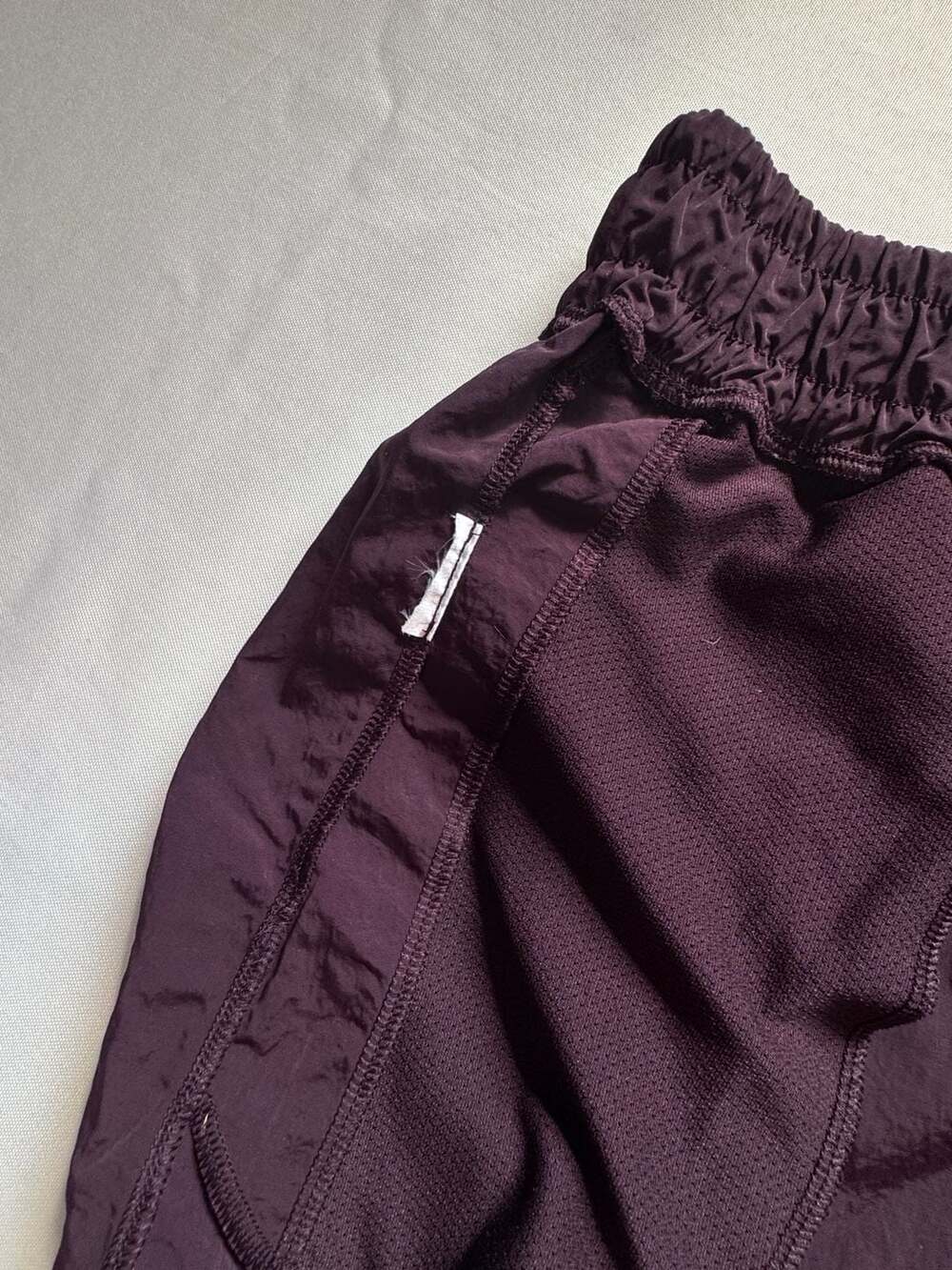 Gymshark Women’s Small Plum Running Athletic Shorts Dry Fit Pockets Buckle Waist - Picture 8 of 9